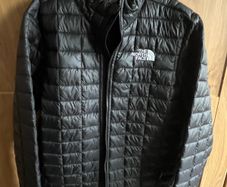 Boys North Face jacket large