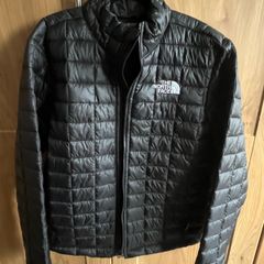 Boys North Face jacket large