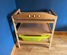 Changing table and bath