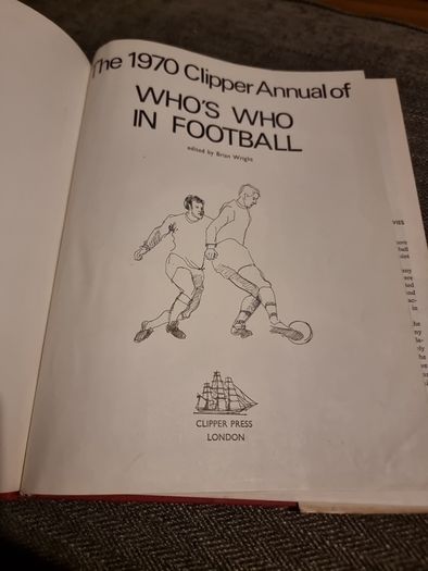 Clipper Annual of Who's Who in Football, 1970