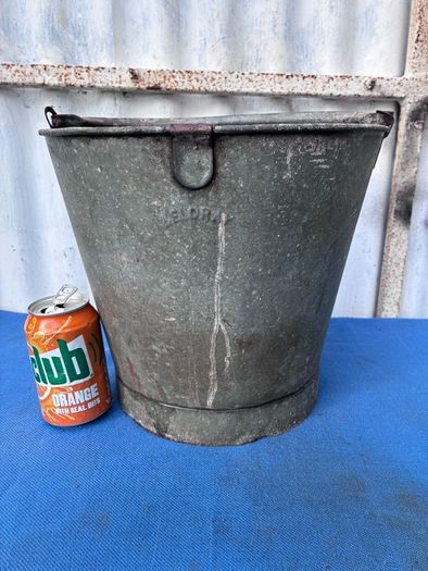 Vintage Beldray galvanised bucket