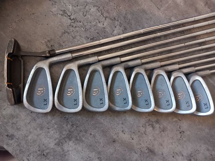 Memphis Golf irons. Right handed clubs.