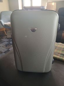 Beverly hills polo club  hard shell suitcase