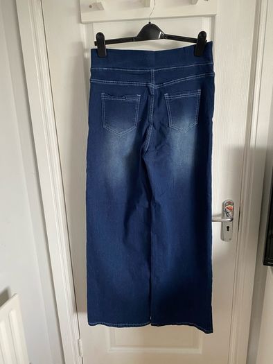 NWOT ladies indigo wide leg jeand