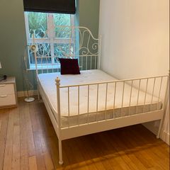 Free Double Mattress (135 x 190 cm)