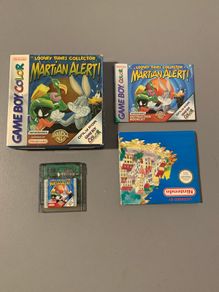 Looney Tunes Collector Martian Alert Boxed Nintendo Gameboy Color