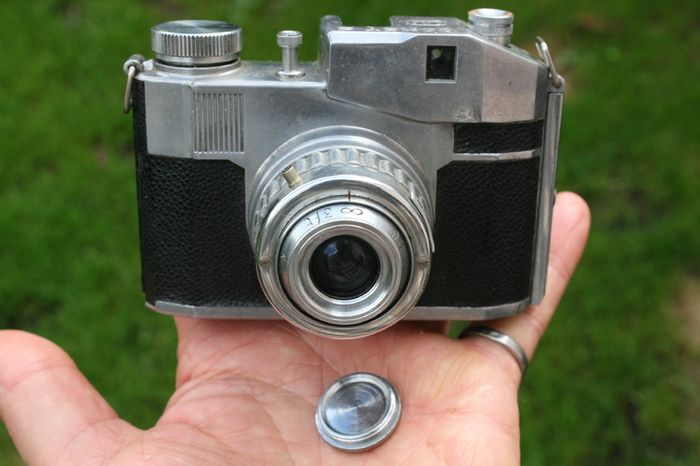 Classic Bencini Comet S 127 Roll Film Camera