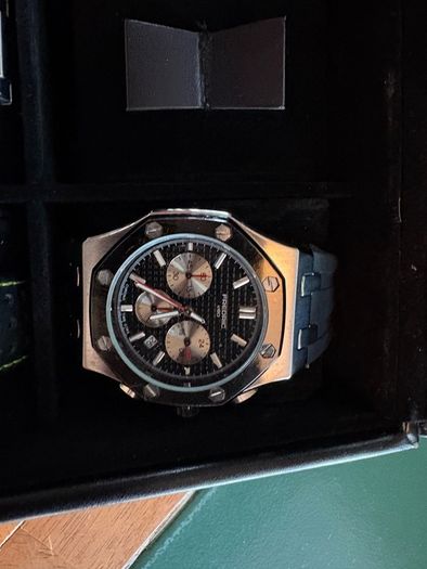 watches all come with original boxes