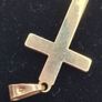 Vintage 9ct gold cross Image 4