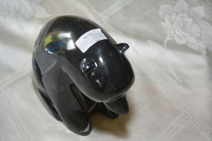 Onyx Marble Black Bear