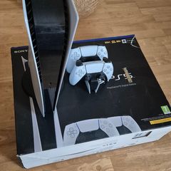 PlayStation 5 digital edition 2 controllers, digital edition, 825 GB