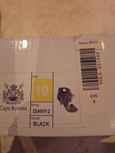 Black feather heels PRICE DROP