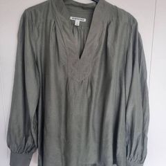 V-Neck Blouse, Size 10 Oversized