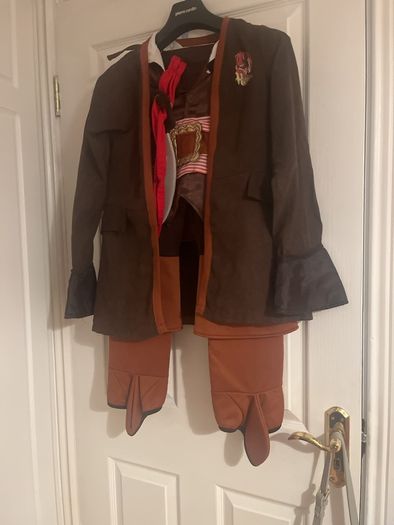 Pirates of the carribbean outfit