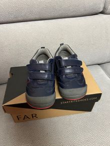 Toddler sneakers, size 23 (6)