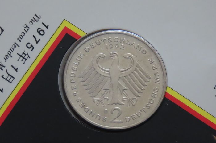 Third Reich Germany WW2 | 20 Reichsmark RARE banknote 1940 - 1945 | 2 Mark Coin in China friendship collectors set