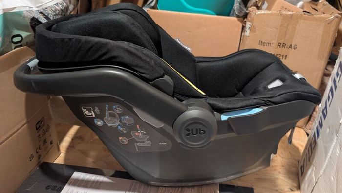 Travel system uppa baby vista, stroller, bassonet plus car seat and base