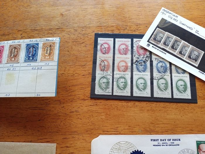 Stamps -  Mixed Collection (USA etc)