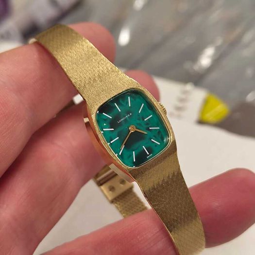 Longines Ladies Gold Tone Emerald Green Dress Watch - Manual Winding. Stunning Condition