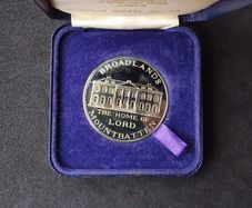 Rare Tower Mint, Broadlands Medallion ( Lord Mountbatten ) - Exclusive Edition, Boxed