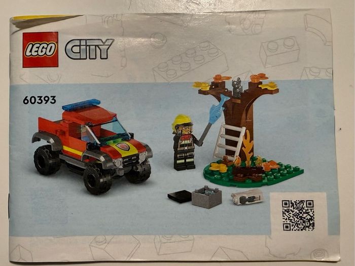 Lego City 4x4 Fire Truck Rescue 60393