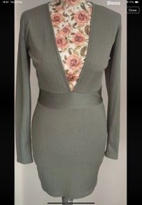 dress Bnwt pretty little thing low cut front long sleeve dress size 10