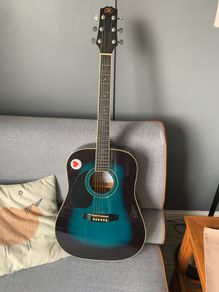 SX acoustic guitar