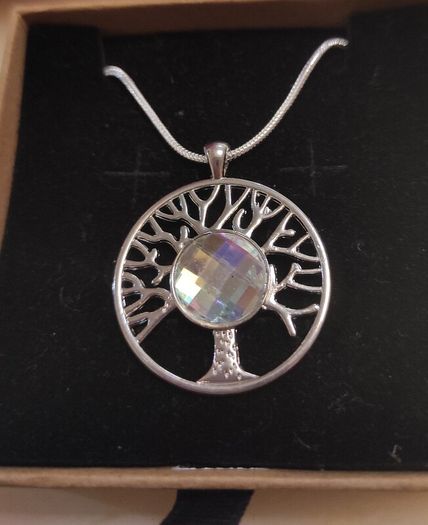 Silver tree of life pendant
