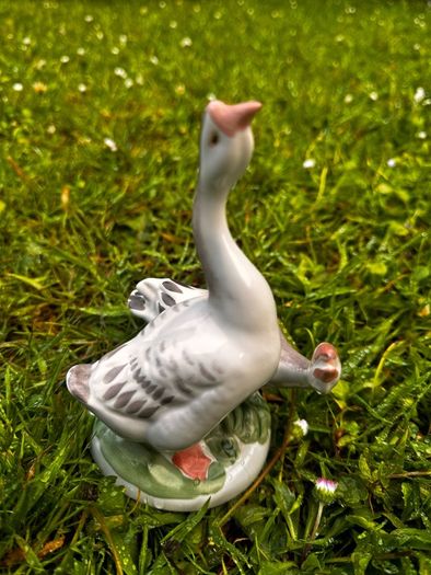 Mid-Century USSR Porcelain Sculpture Two Geese by Dmitry Gorlov Verbilki Export Mark DFZ