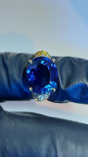 Royal Blue Sapphire Imitation 5.25 ct Gold plated Sterling silver 925