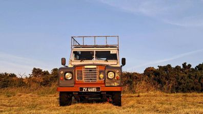 Landrover series 3 109 station wagon