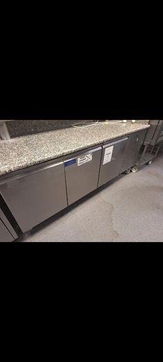 Pizza Prep area/Fridge