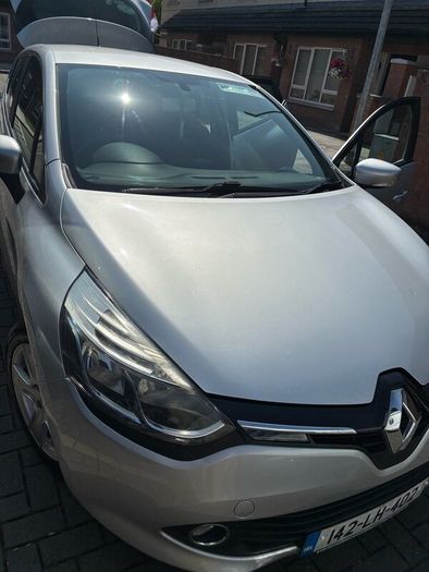 Renault Clio brand new NCT, taxed and full valet