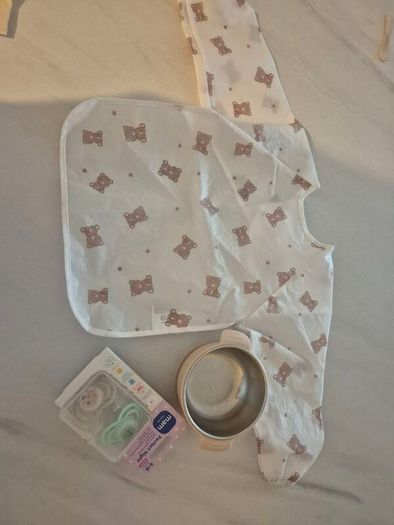baby feeding