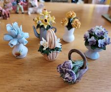 Collectible miniature flowers