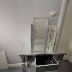 Mirror Dressing table
