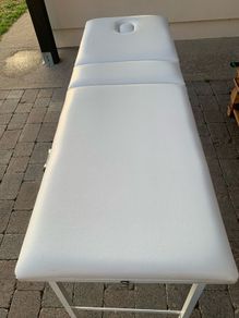Massage/Beauty therapist bed
