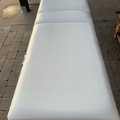 Massage/Beauty therapist bed