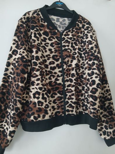 light weight jacket  new never worn