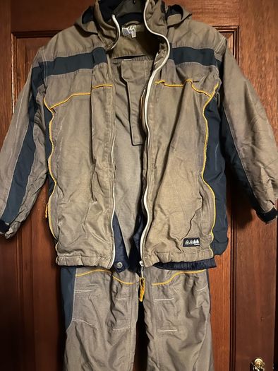 snow/ski suit