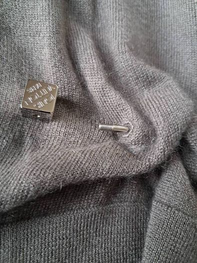 Louis Vuitton 2005 RTW Cashmere Sweater