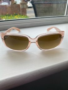 Sunglass Rayban brands new