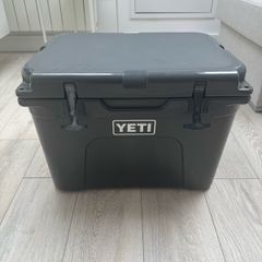 Yeti Thundra 35 Cool Box