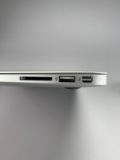 Apple MacBook Air 13" A1466 Emc 2632