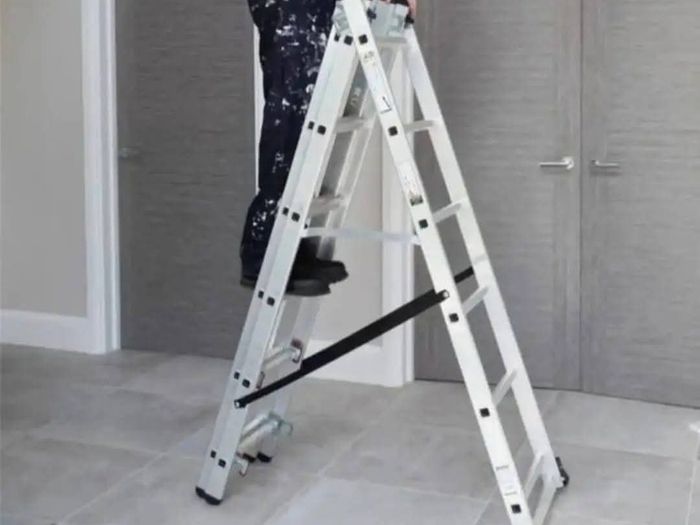 Brand New Triple Extension Combi Ladder - 21ft