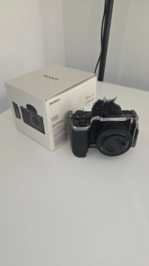 Sony ZV-E10 II with Kit Lens