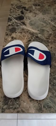 Champion mens sliders