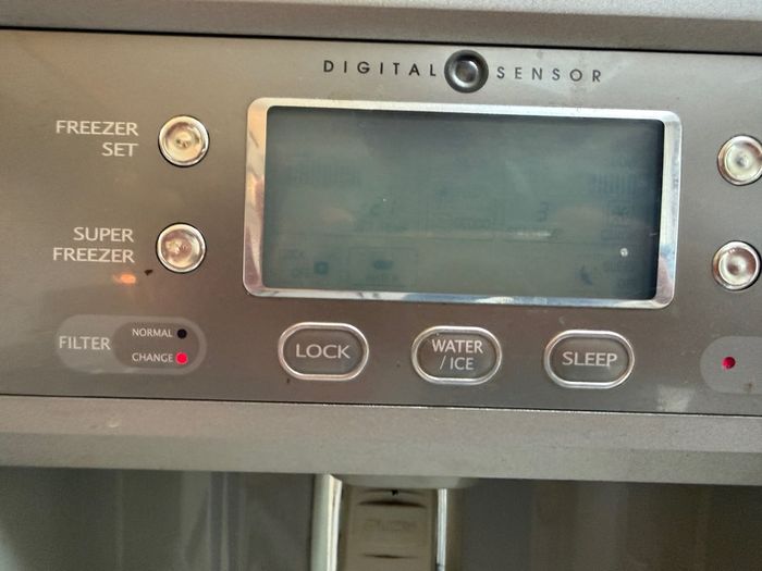 Daewoo American Fridge Freezer