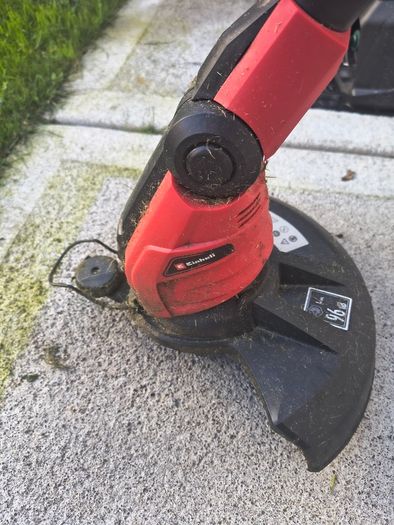 Lawnmower (Flymo) and Strimmer