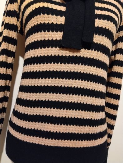 Beautiful Gallery Jumper Top